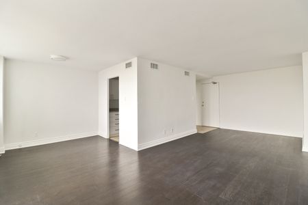 2 Bedrooms - Photo 5