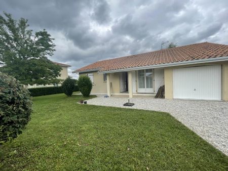 Location Maison 81m² HINX 40180 - Photo 2