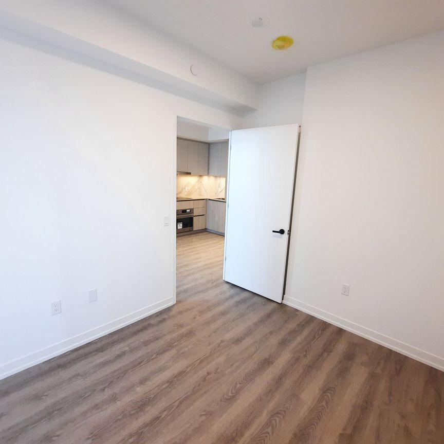 For Lease - 8 Interchange Way Unit# 915, Vaughan, Ontario - Photo 1