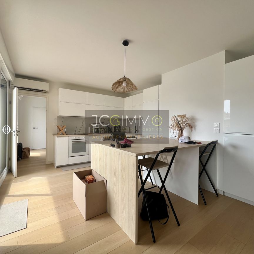 Location Appartement 3 pièces 71m² CUERS 83390 - Photo 1