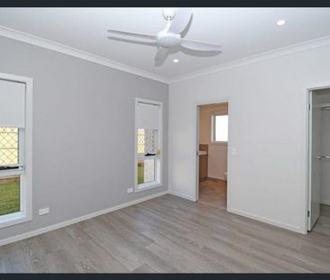 Stylish Home in a very sought after area - Photo 4