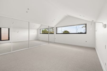 38 Moore Street, Drummoyne NSW 2047 - House For Rent | Domain - Photo 4