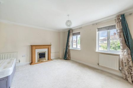 Studio to rent - Photo 2