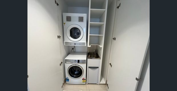 Furnished apartment Spacious 1 bathroom - Photo 1