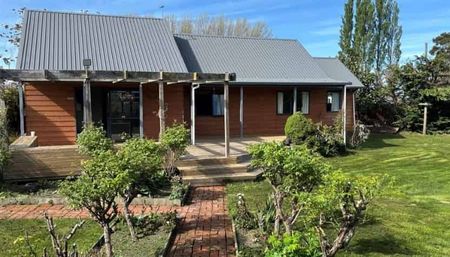 Garden lovers will enjoy! - Photo 4