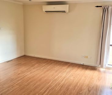 Charming 3-Bedroom Home in Altona Meadow - Photo 2