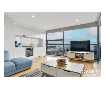 Experience the Ultimate Waterfront Lifestyle - Photo 2