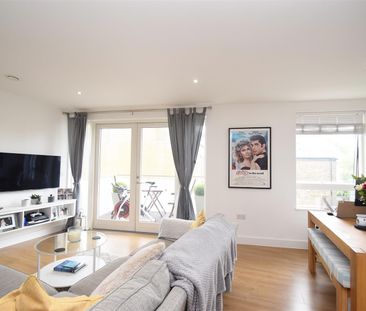 London Road, Isleworth - 1 bedroomProperty for lettings - Chasebuchanan - Photo 4