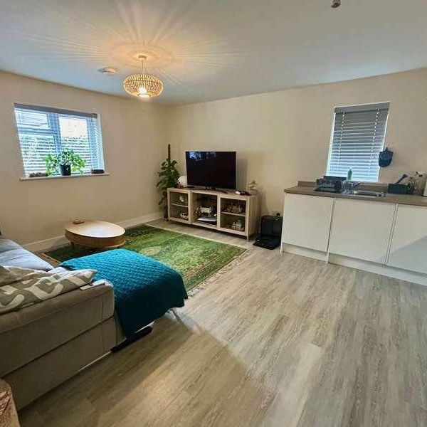 Bucknell Court, Bucknell Road, OX26 - Photo 1