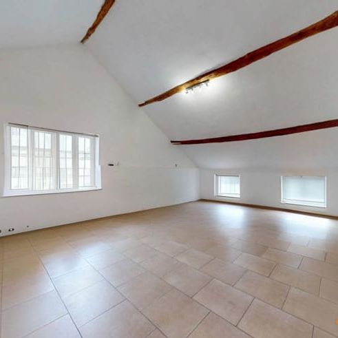 Appartement te huur - Photo 1