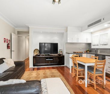 MODERN UNIT WITH WATER VIEWS AND BEACHFRONT LOCATION - Photo 3