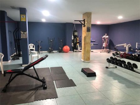 Piso de alquiler en Avenida Puerta del Mar, 12, Puerto de Estepona - Photo 2