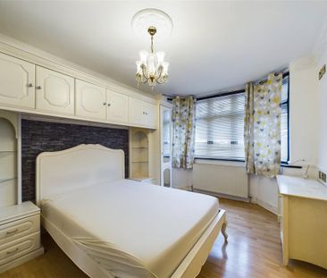 5 bedroom bungalow to rent - Photo 6