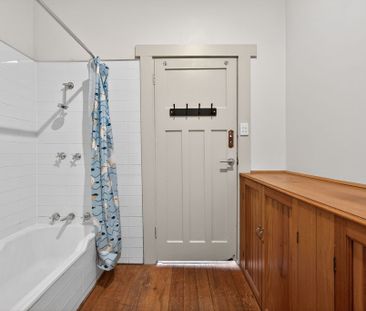 Share house in the heart of Invermay - ROOM ONLY - Photo 3