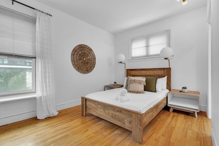 484 Gladstone - Photo 4