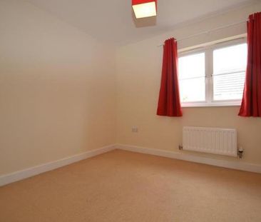 2 bed Semi-detached in Mermaid Close , Gravesend, DA11 9EF - Photo 4