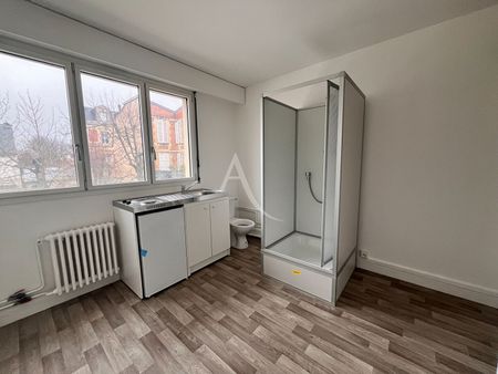 Location Appartement 1 pièce 9m² - Photo 3