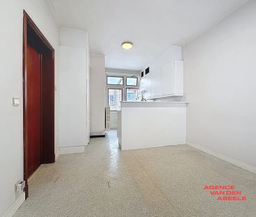 Ruim appartement met 2 slaapkamers in hartje Brugge - Photo 3