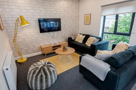 5 bedroom apartment to rent - Photo 2