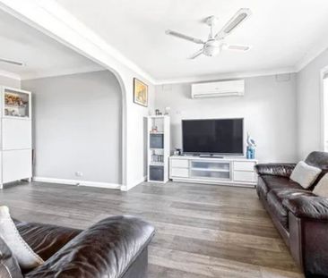 Seven Hills - Photo 3