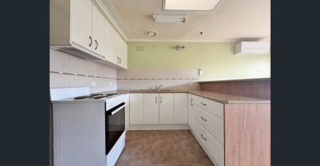 Fantastic Unit in Perfect Location! - Photo 5