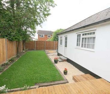Woodlands Road, Epsom, KT18 - Photo 5