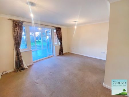 3 bed semi-detached house to rent in Hanson Gardens, Bishops Cleeve, GL52 - Photo 2