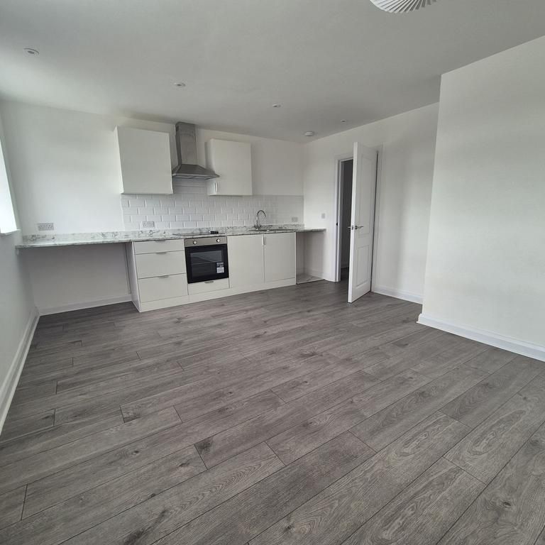 1 bedroom flat to rent - Photo 1