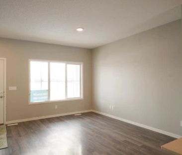 1225 16A Street NW, Edmonton — Entire House - Photo 6