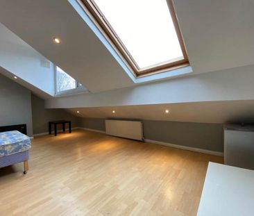 1 bedroom in a house share to rent - Photo 6