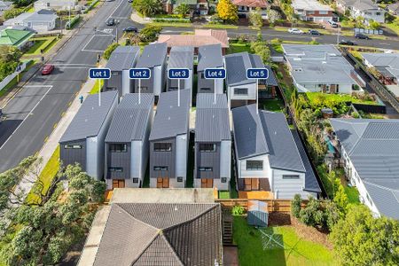 Brand-New Modern Living in Chatswood - 134 Mokoia - Photo 2