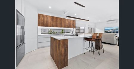 FULLY FURNISHED HOME WITH POOL IN CANOPYS EDGE - Photo 5