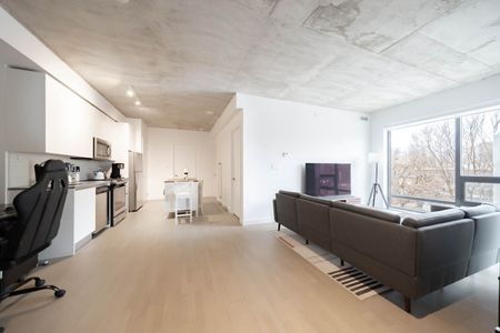 For Lease - 246 Logan Avenue Unit# 308, Toronto, Ontario - Photo 5