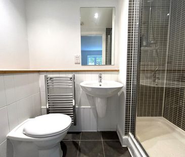 2 bedroom flat to rent - Photo 5