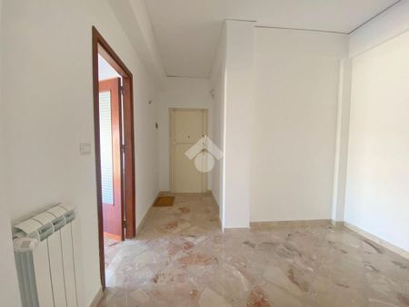 5 locali in affitto - Photo 4