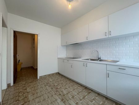 Gerenoveerd 3-slaapkamer appartement met garagebox in centrum Turnhout - Photo 4