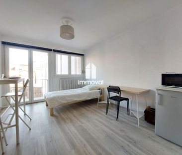 KRUTENAU - STUDIO MEUBLE AVEC BALCON - 18.48m² - Photo 1