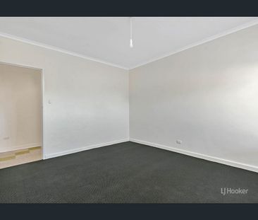 3 Bedroom Home in Private Location - Photo 2