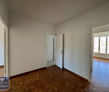 Location Appartement 3 pièces 69m² MARSEILLE 6ème - Photo 3