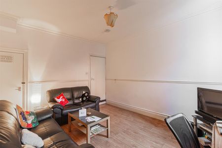 Lynnwood Terrace, Fenham, Newcastle Upon Tyne - Photo 5