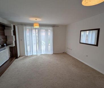 5 bedroom semi-detached house to rent - Photo 2