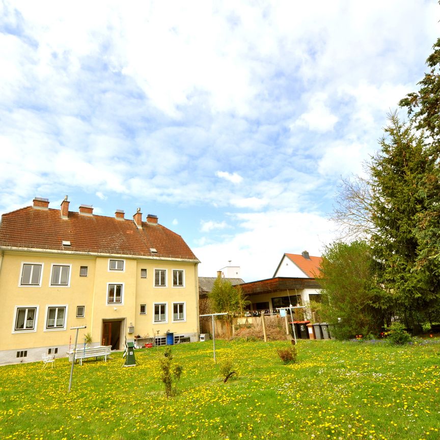 Schöne, sonnige, sehr gut geschnittene Zweizimmer-Wohnung - Großer Garten vor dem Haus - Foto 1