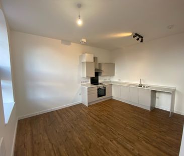 Market Street, ILKESTON - Photo 2