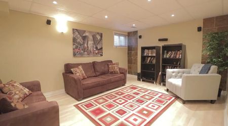 For Lease - 13 Foster Crescent, Brampton, Ontario - Photo 5