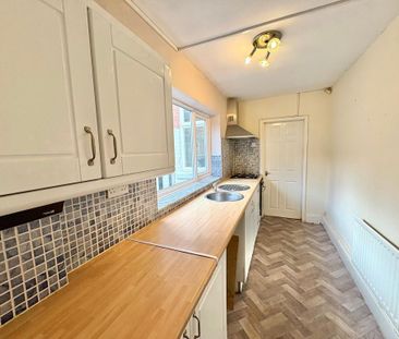 2 bedroom terraced house to rent - Photo 6