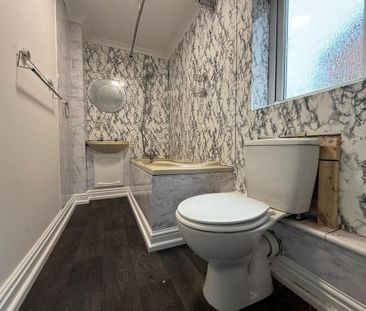 3 bedroom end of terrace house to rent - Photo 4