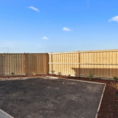 Modern Living - Photo 1