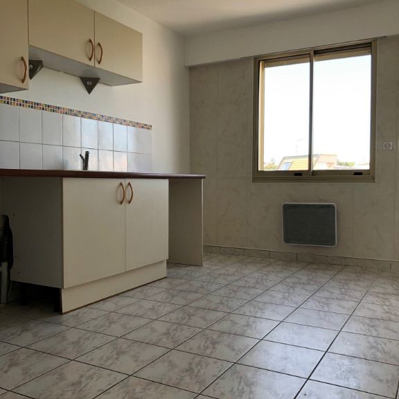 Location Appartement 2 pièces 74m² BESANCON 25000 - Photo 1