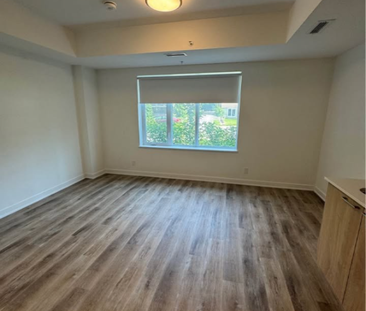29 Robinson Ave, Ottawa, ON - Photo 1 | Rentumo