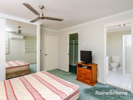 2/13 Yarroon Street, Gladstone Central, QLD 4680 - Photo 2